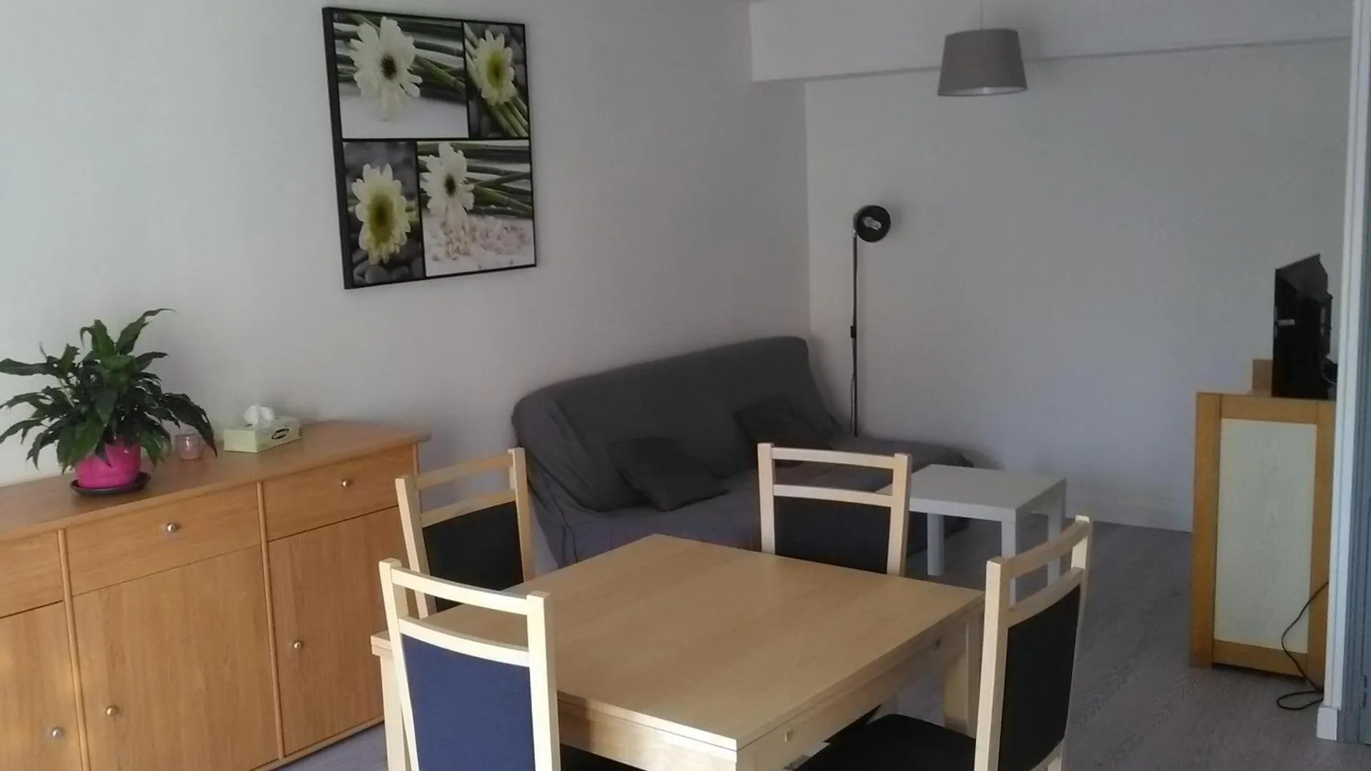 Holiday home A Deux Pas Du Rhone Villa Sault-Brenaz